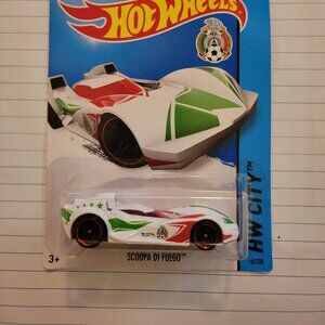 Hot Wheels HW City HW Goal -Scoopa Di Fuego -- ITEM #1492